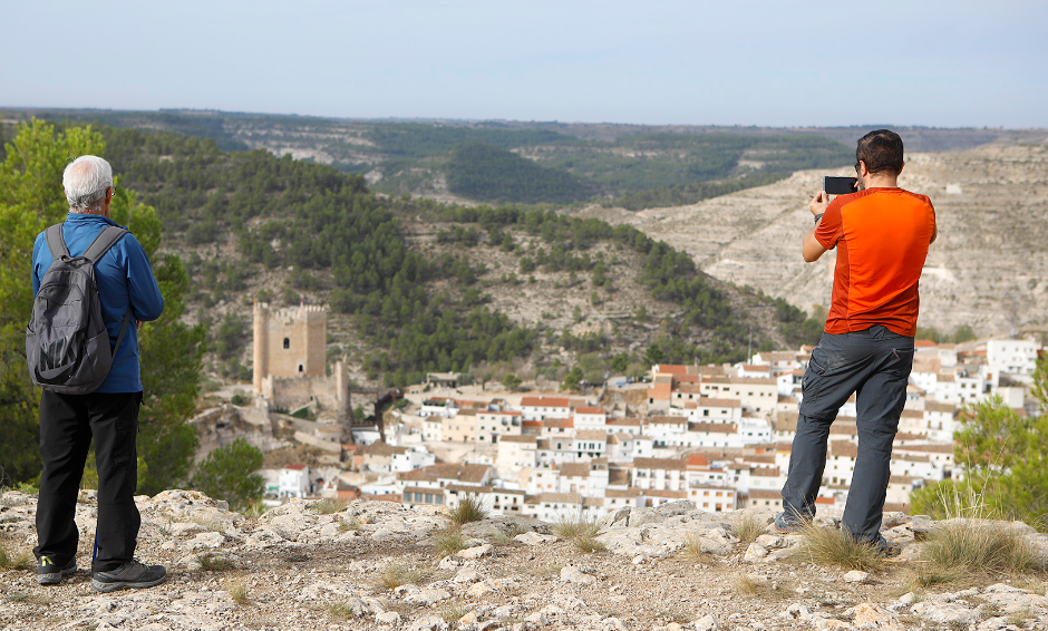 Señalización de senderos GR y PR en Alcalá del Júcar