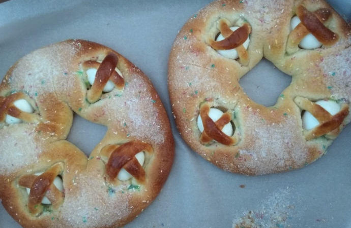 Hornazos típicos de Alcalá del Júcar, dulce de Semana Santa